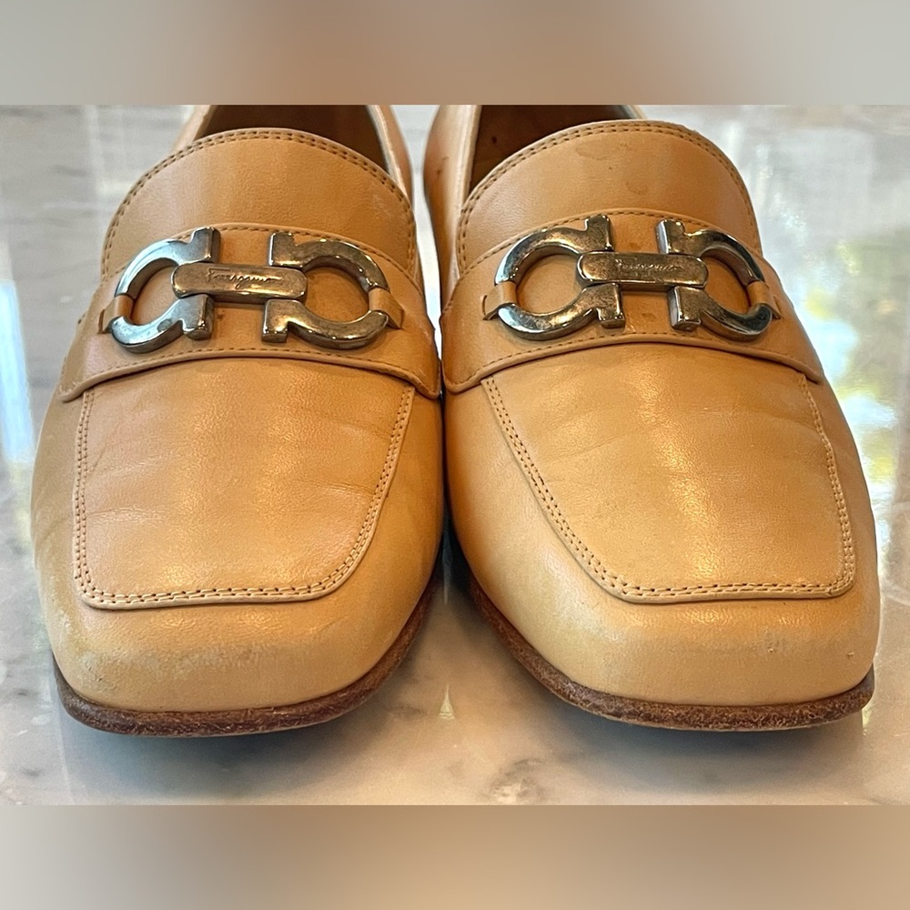 Salvatore Ferragamo Leather Loafers w/ Silver Branded Hardware, 7.5C - Picture 9 of 15